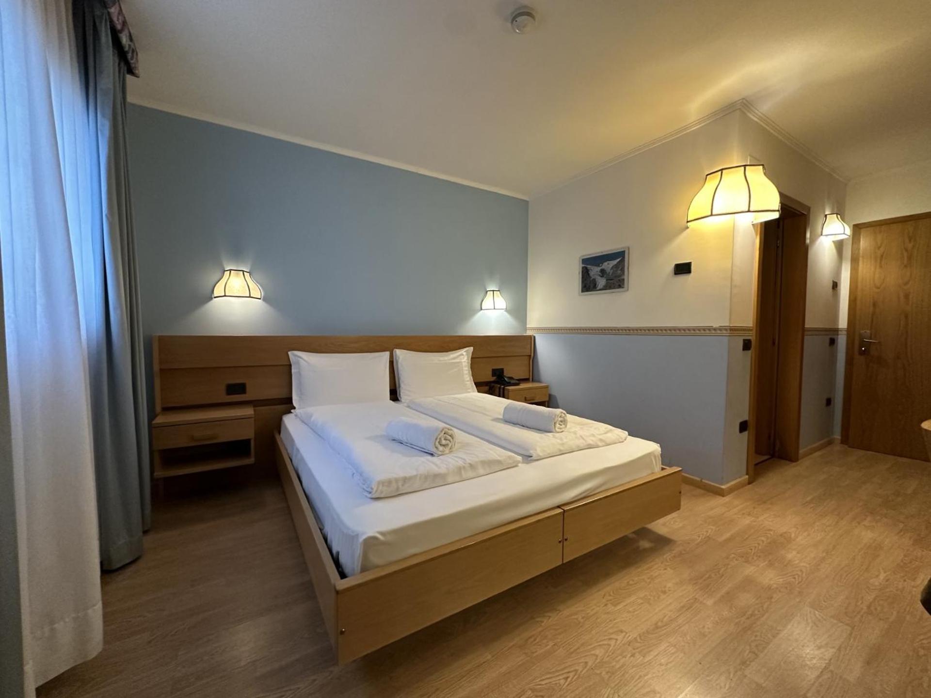 Active Hotel Gran Zebru' Cogolo Ngoại thất bức ảnh