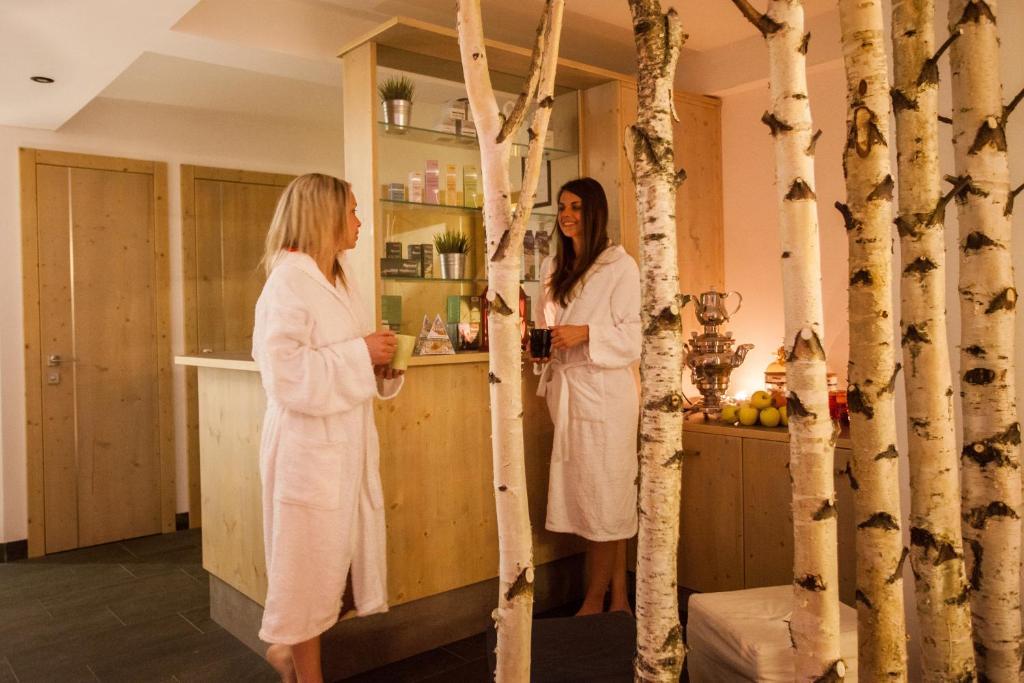 Active Hotel Gran Zebru' Cogolo Ngoại thất bức ảnh